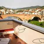 Casa Miranda - Terrace On The River Near Florence Lejlighed *